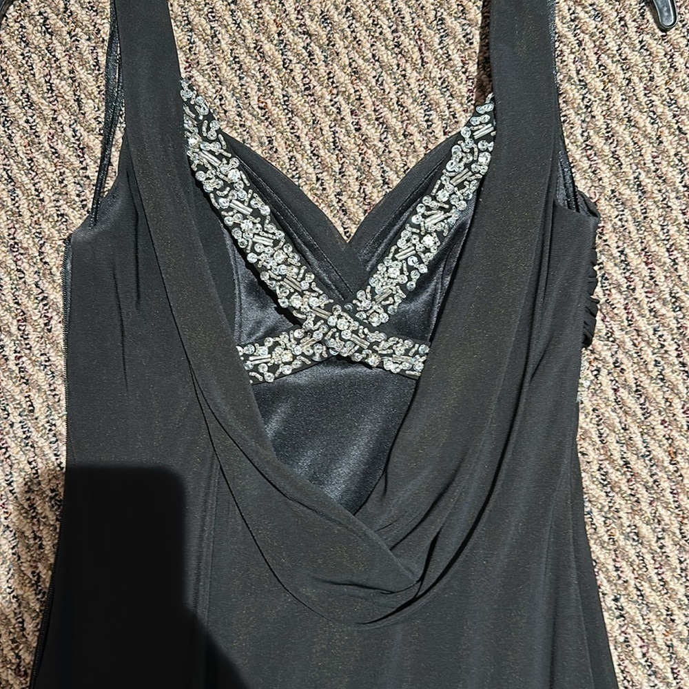Black beaded gown - Picture 4 of 5